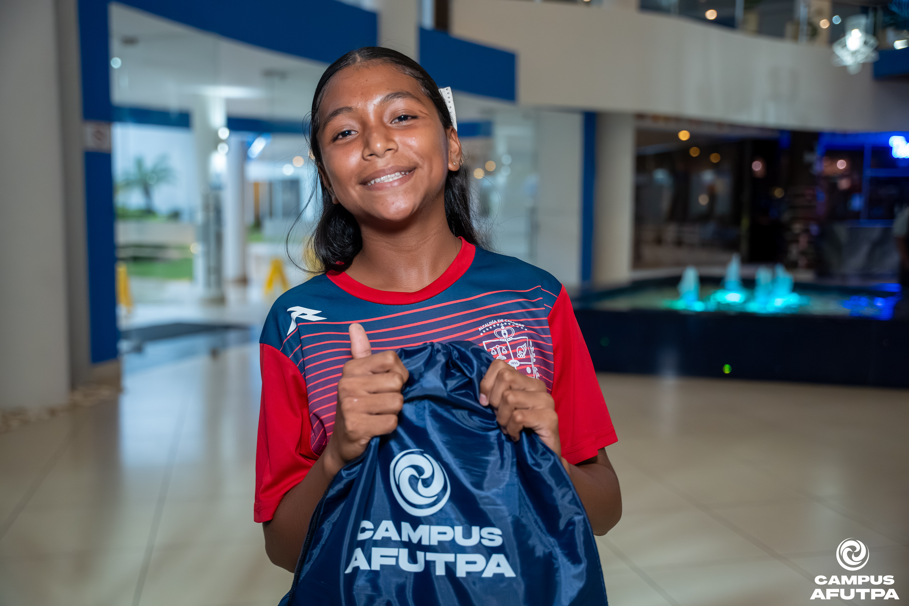 ENTREGA DE UNIFORMES — 14