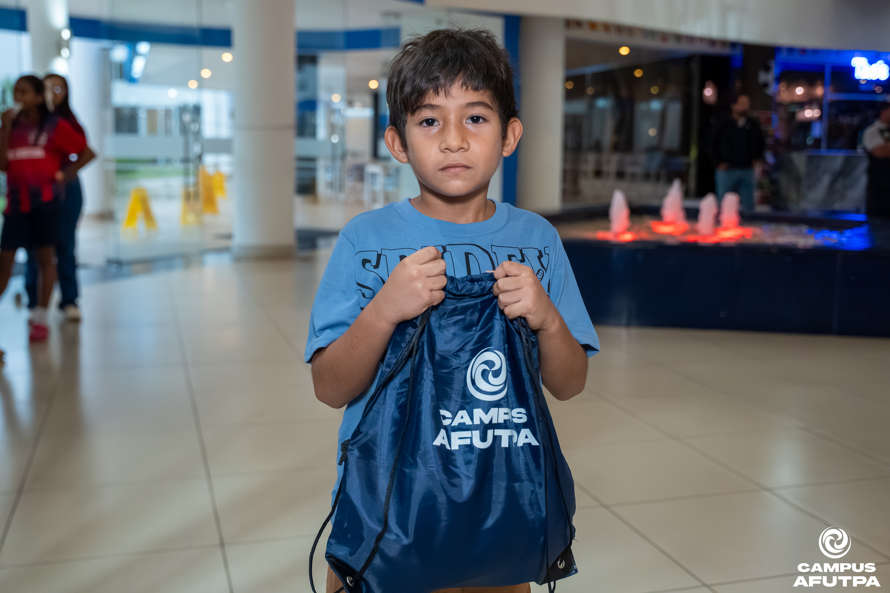 ENTREGA DE UNIFORMES — 27