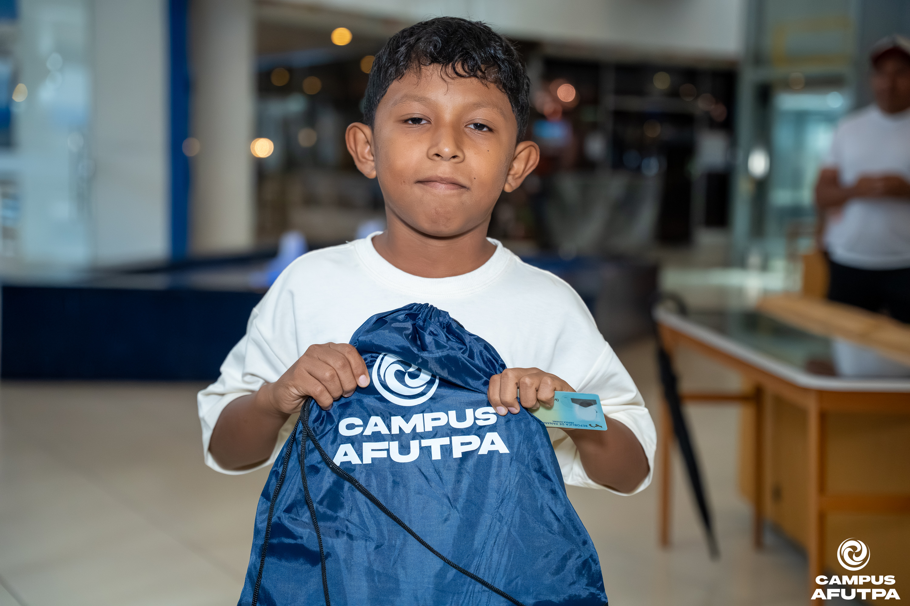 ENTREGA DE UNIFORMES — 36