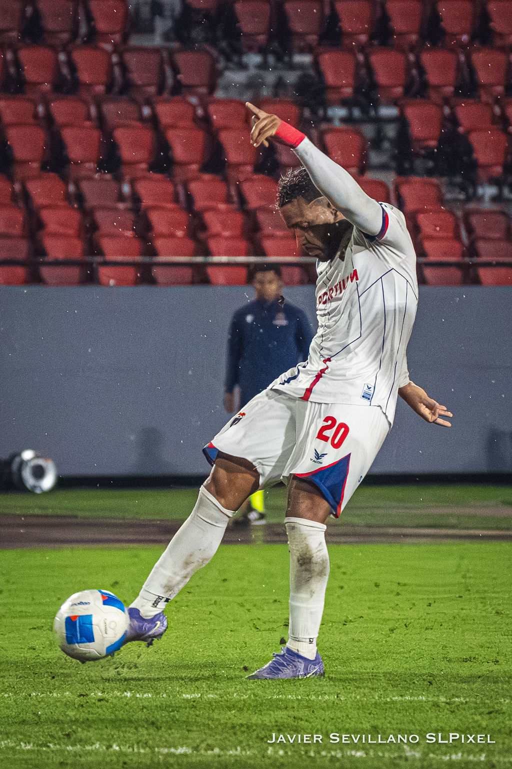 CD PLAZA AMADOR VS REAL ESPAÑA — 71