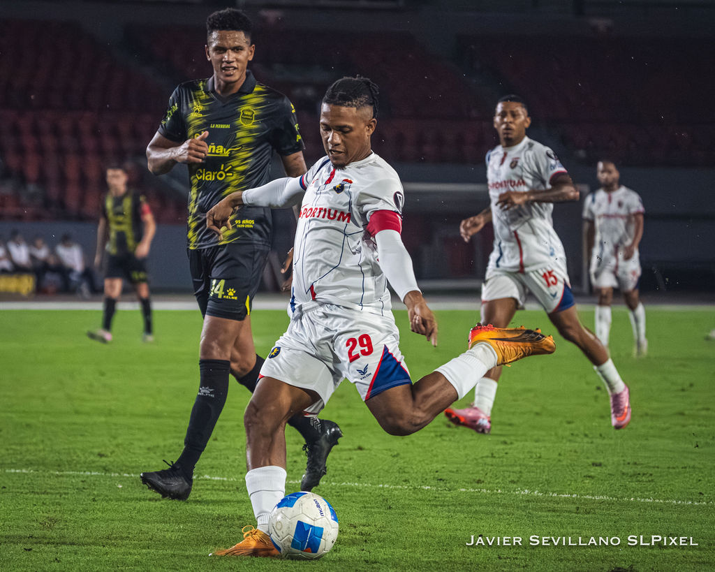 CD PLAZA AMADOR VS REAL ESPAÑA — 110