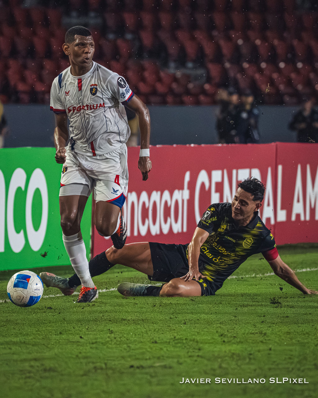 CD PLAZA AMADOR VS REAL ESPAÑA — 30