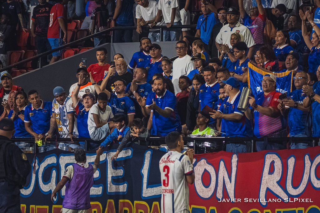 CD PLAZA AMADOR VS REAL ESPAÑA — 118