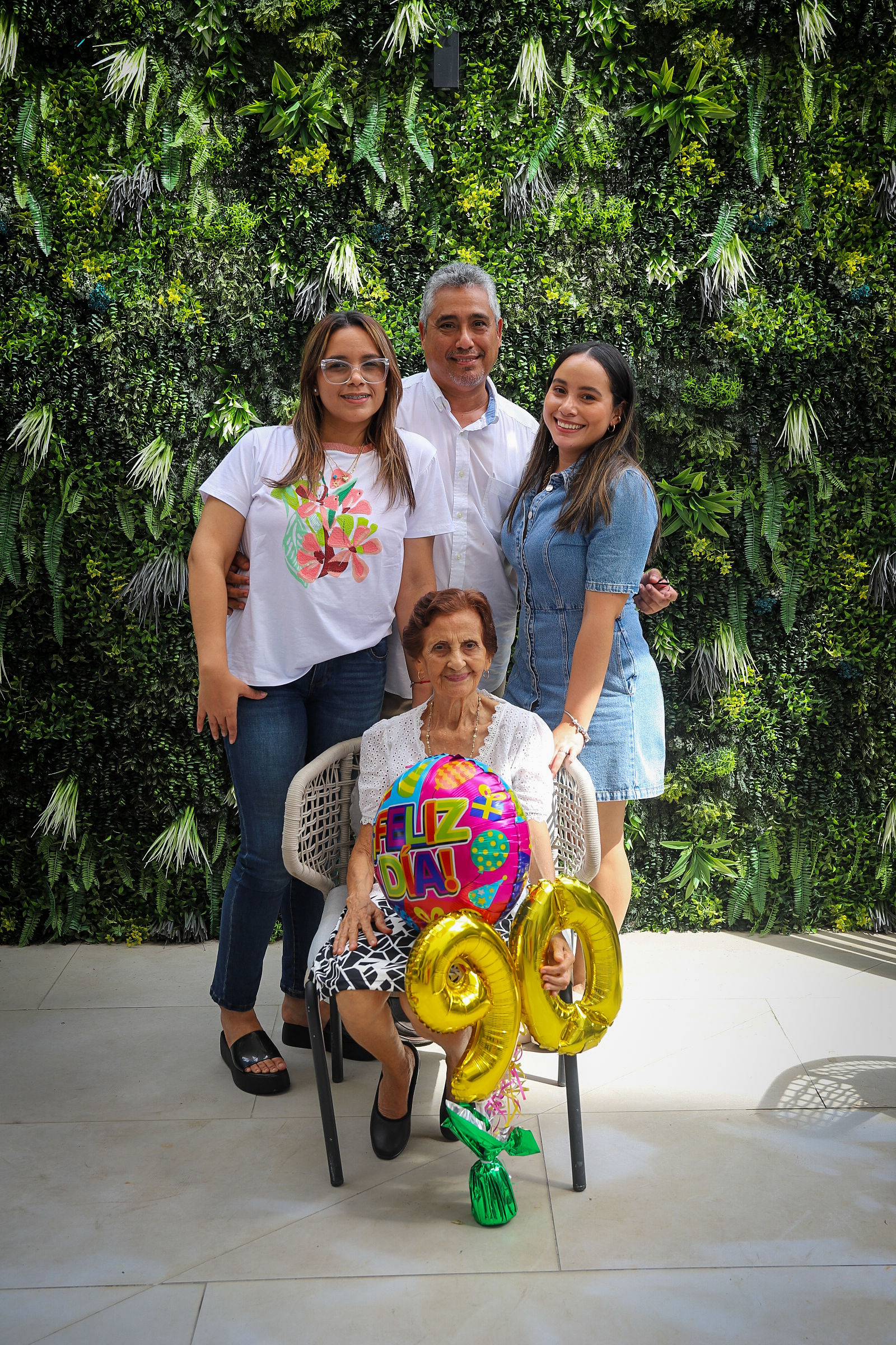 Cumpleaños 90 Bella — 60