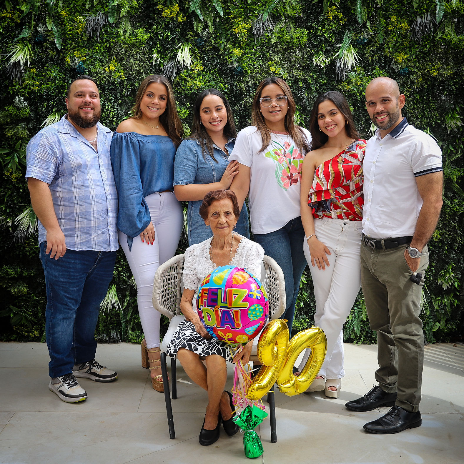 Cumpleaños 90 Bella — 57