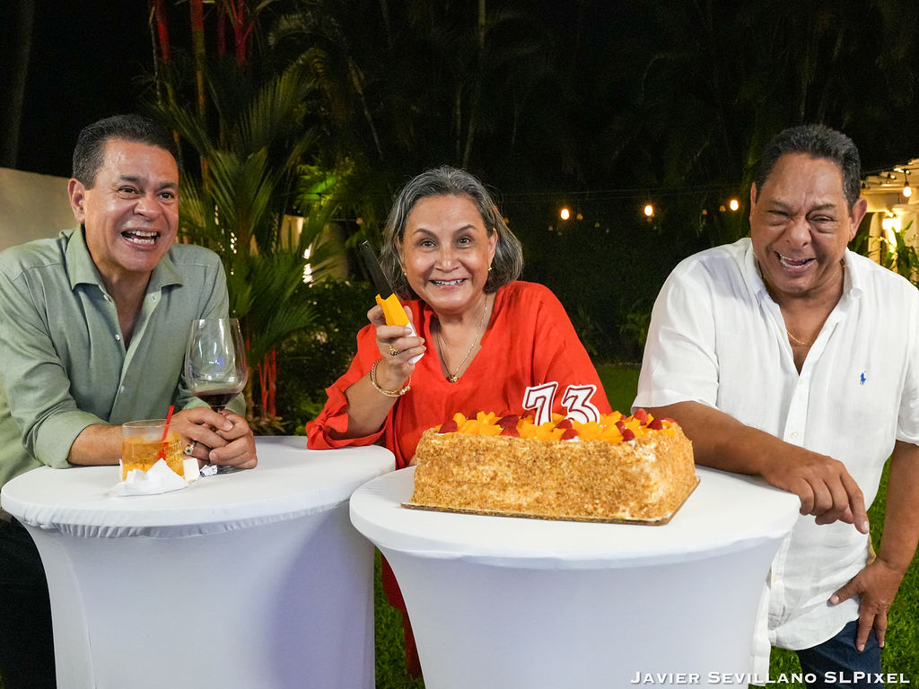 Cumpleaños Pancho 73 — 25