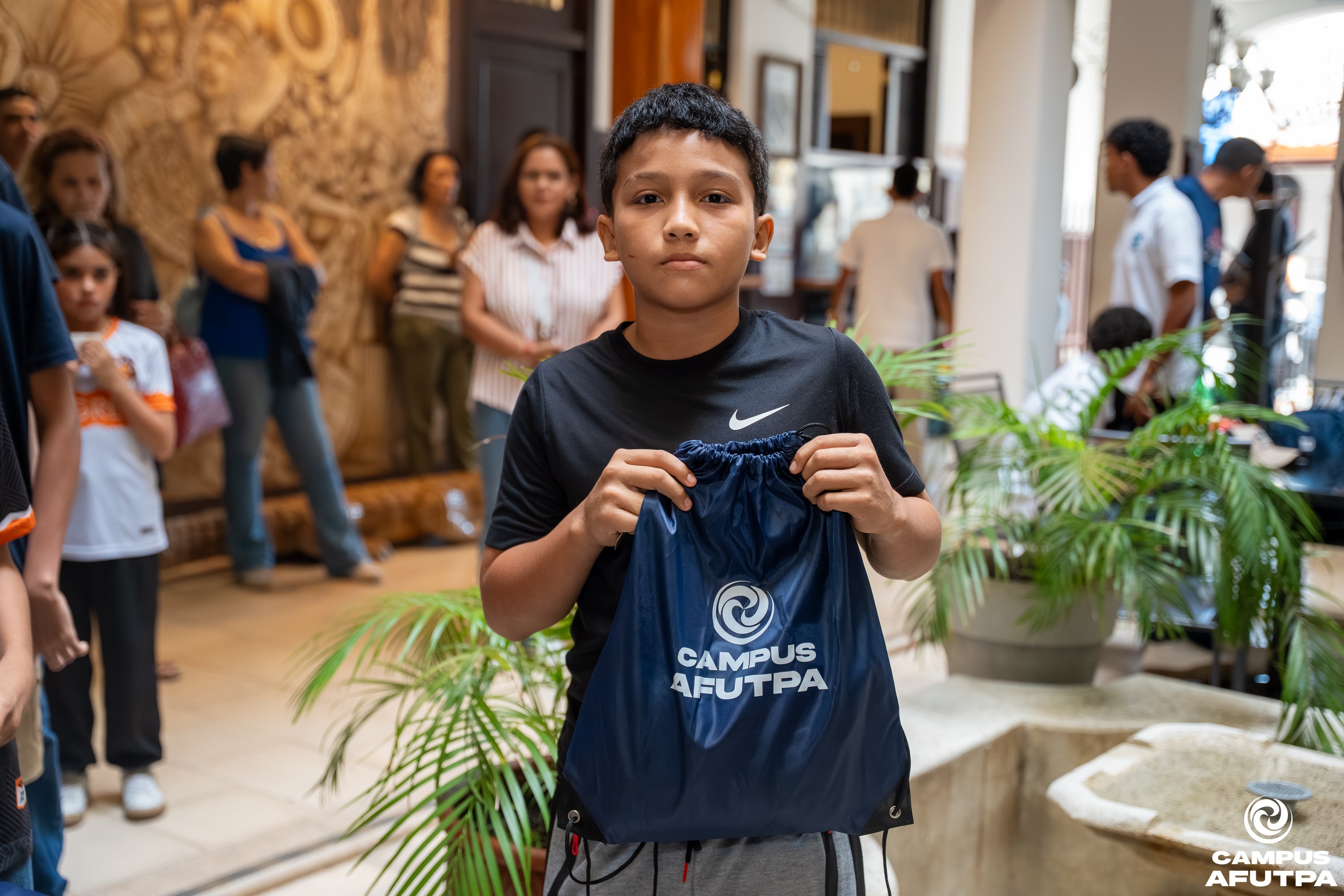 ENTREGA DE UNIFORMES — 6
