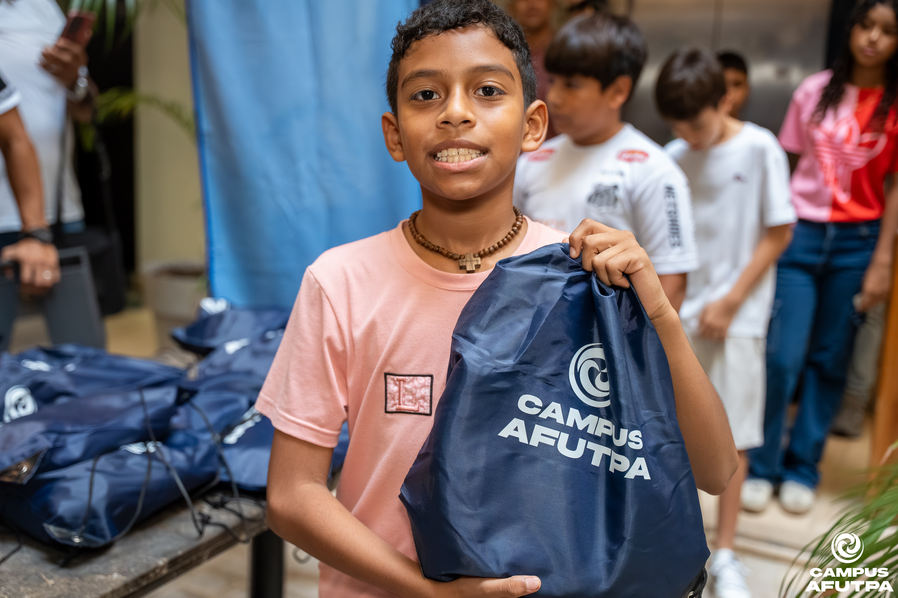 ENTREGA DE UNIFORMES — 17