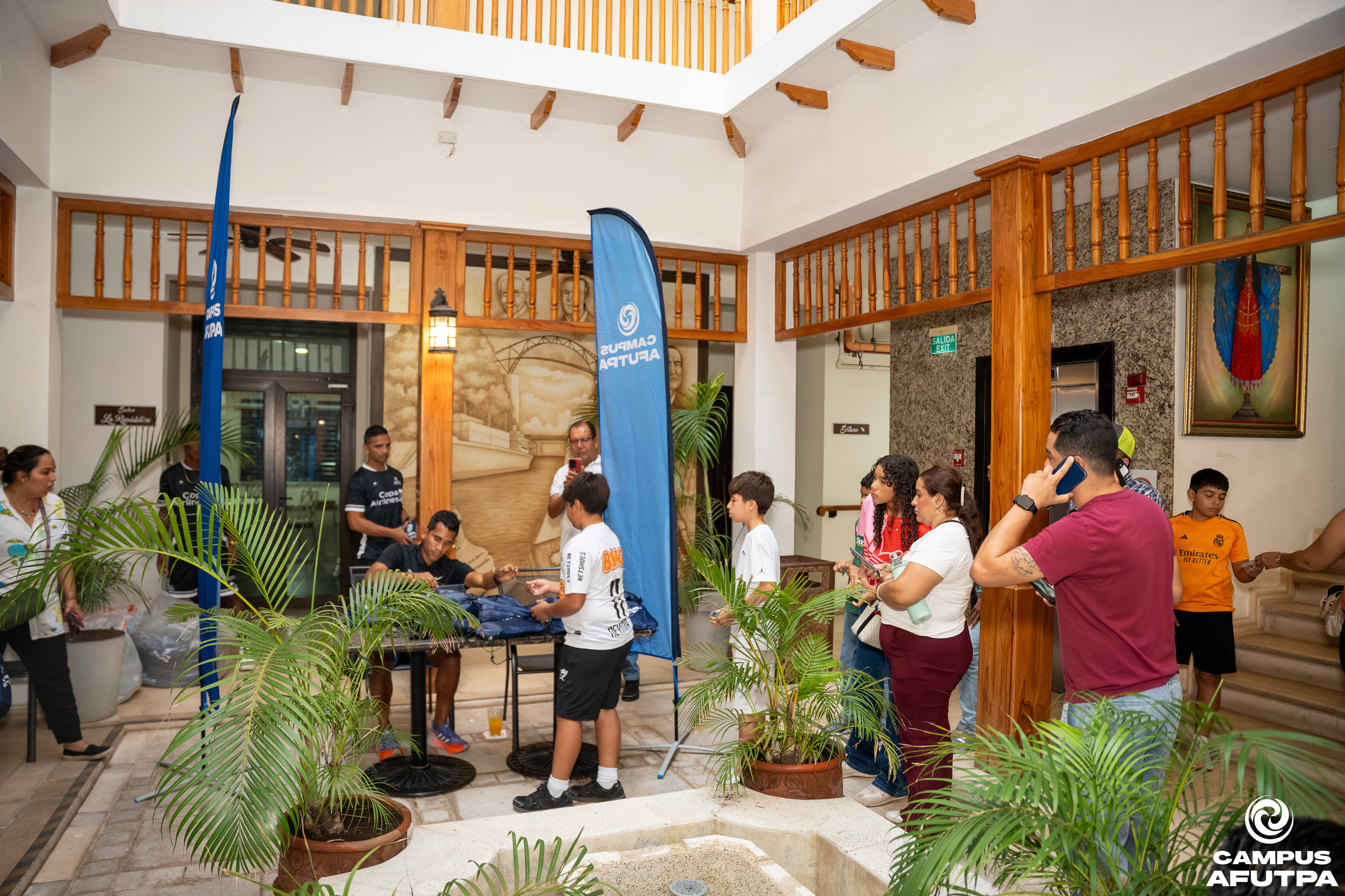 ENTREGA DE UNIFORMES — 18