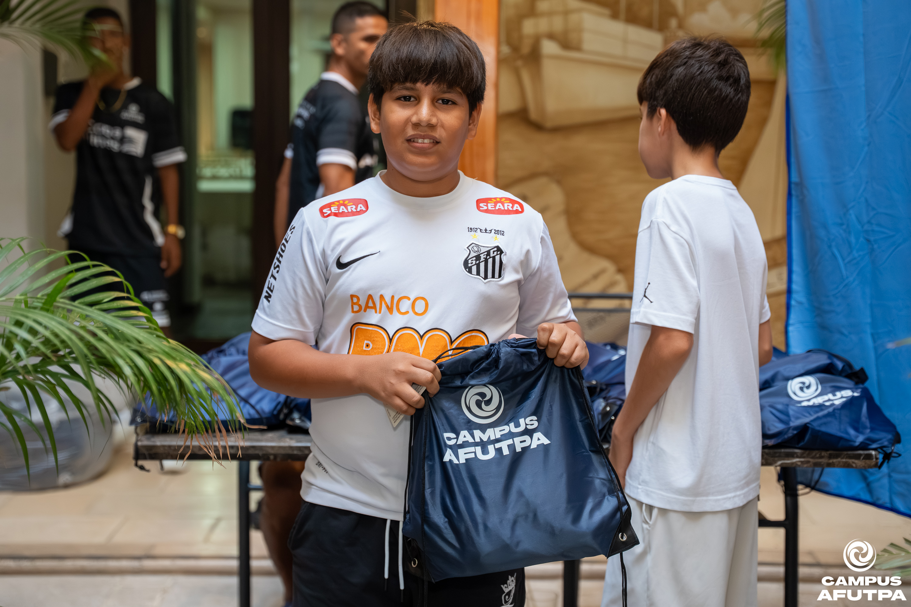 ENTREGA DE UNIFORMES — 19