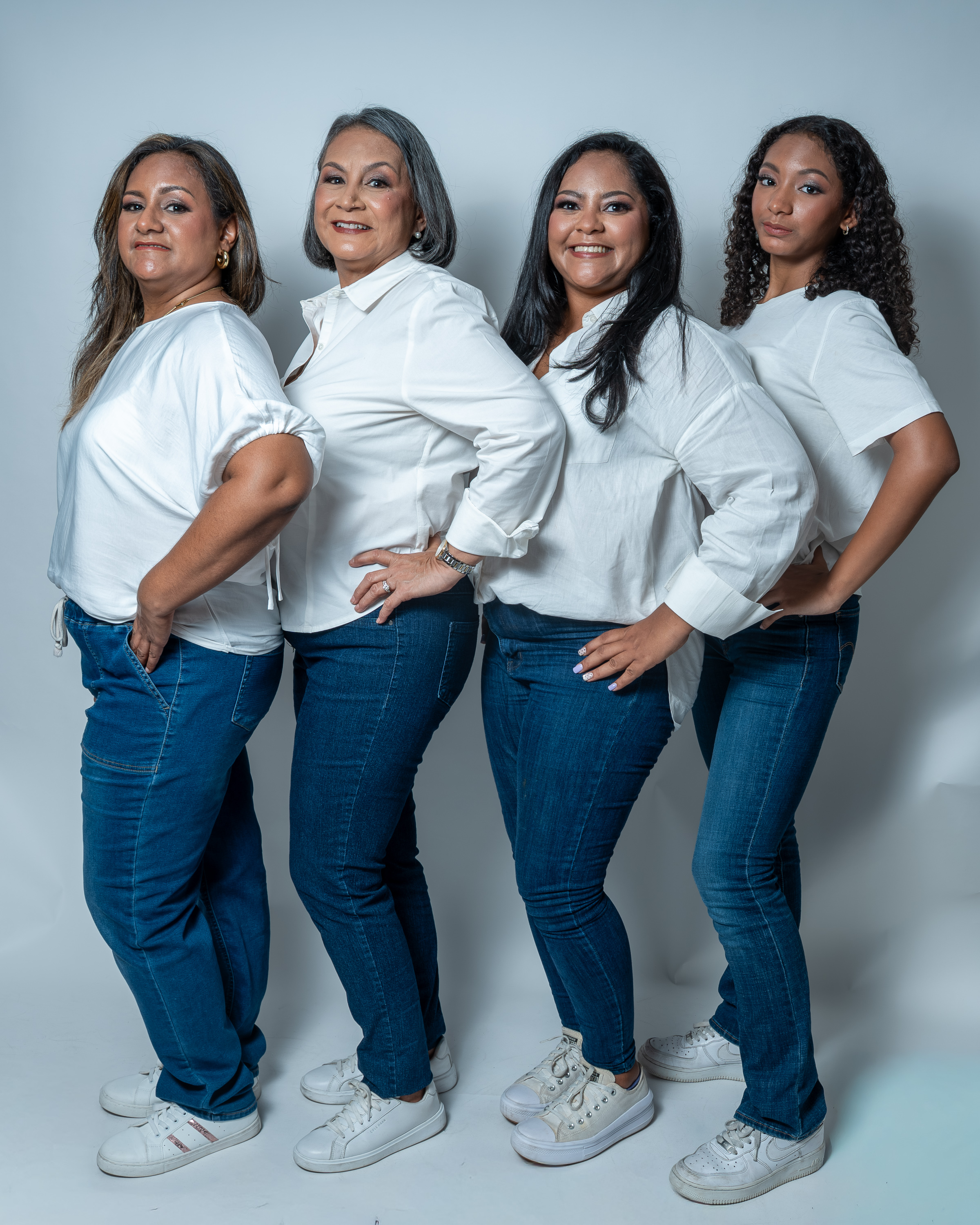 FAMILIA GUARDIA SEALES — 22