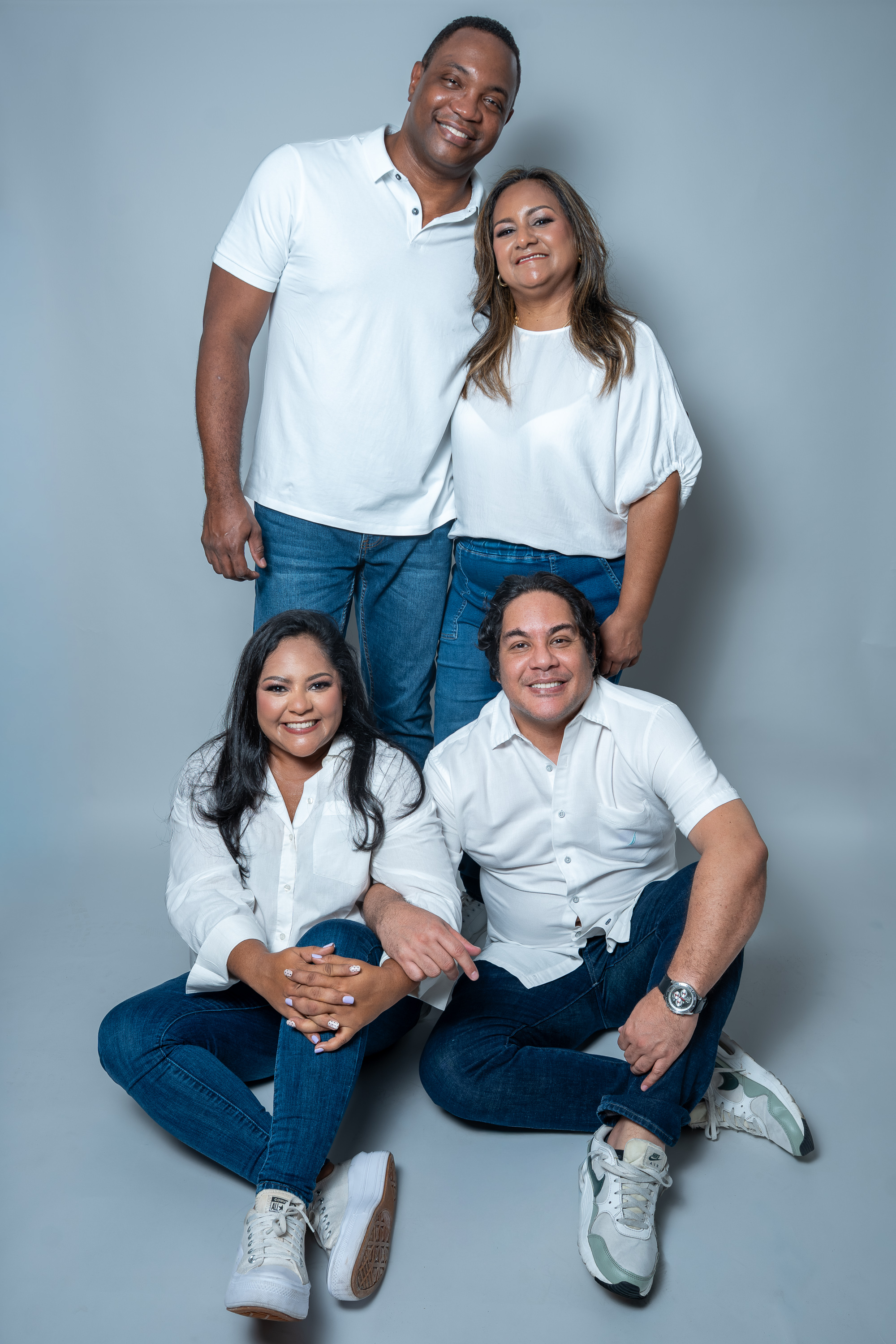 FAMILIA GUARDIA SEALES — 55