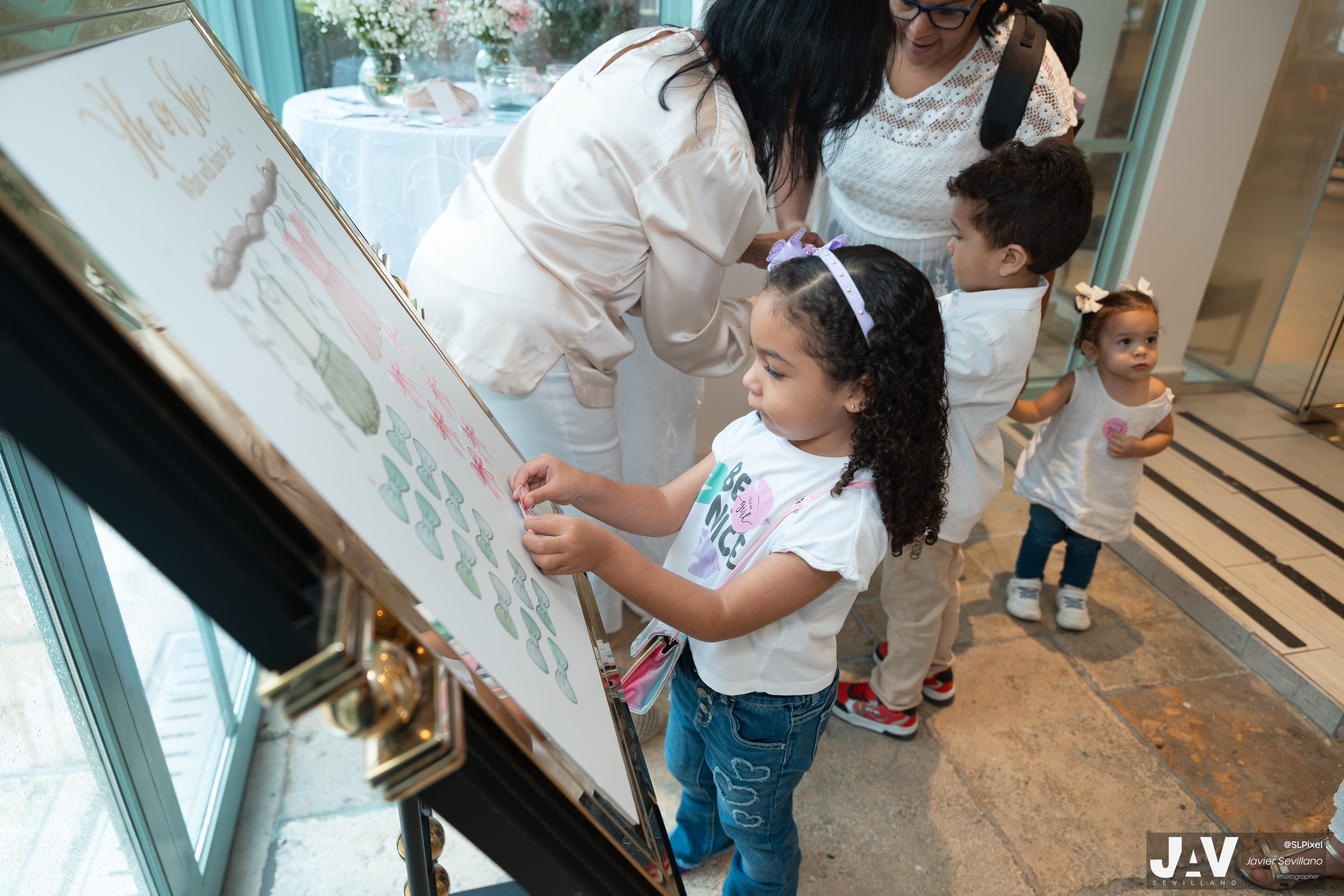 GENDER REVEAL MICHELLE Y NACHO — 123