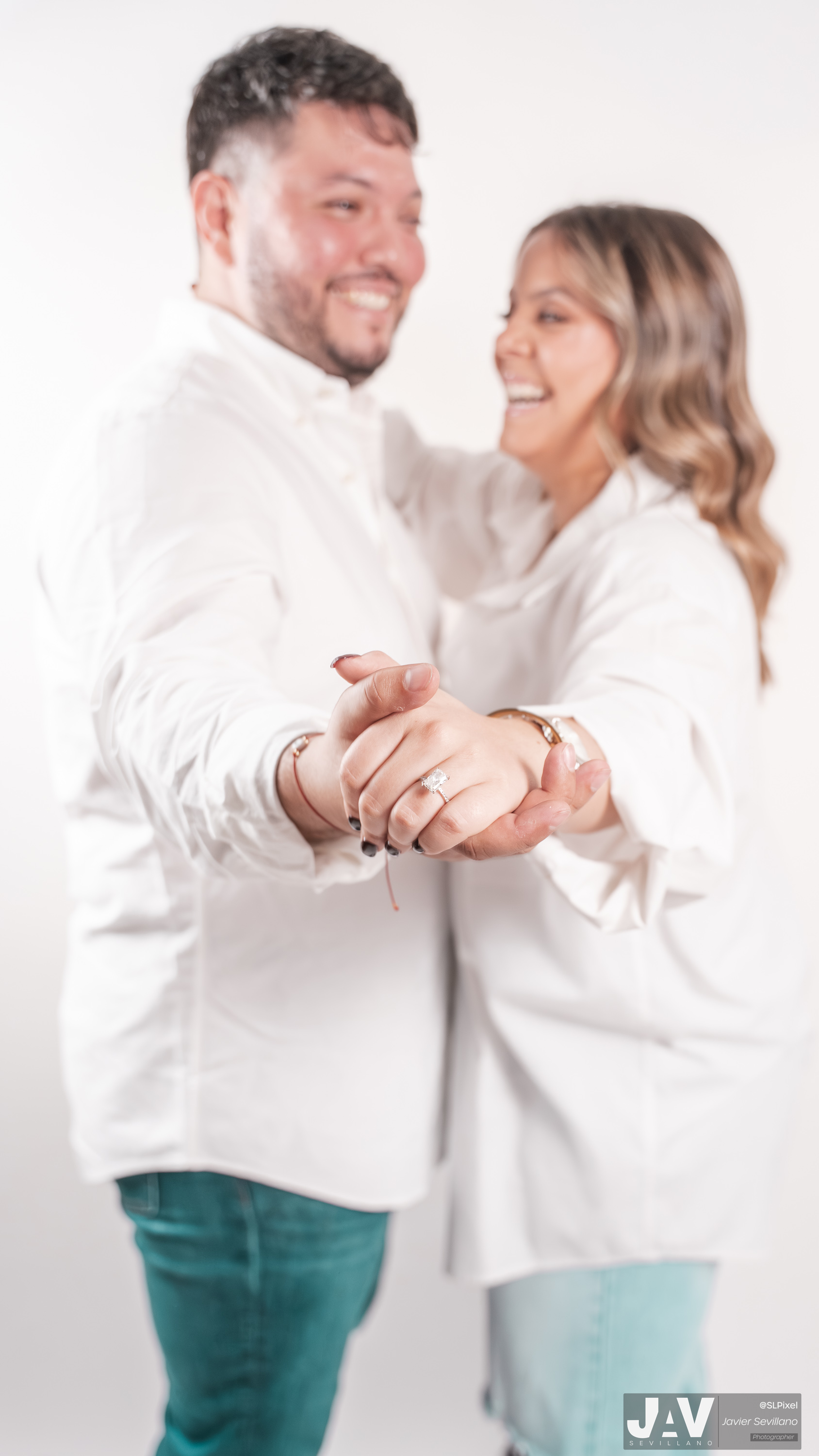 JENNIFER Y CARLOS — 47