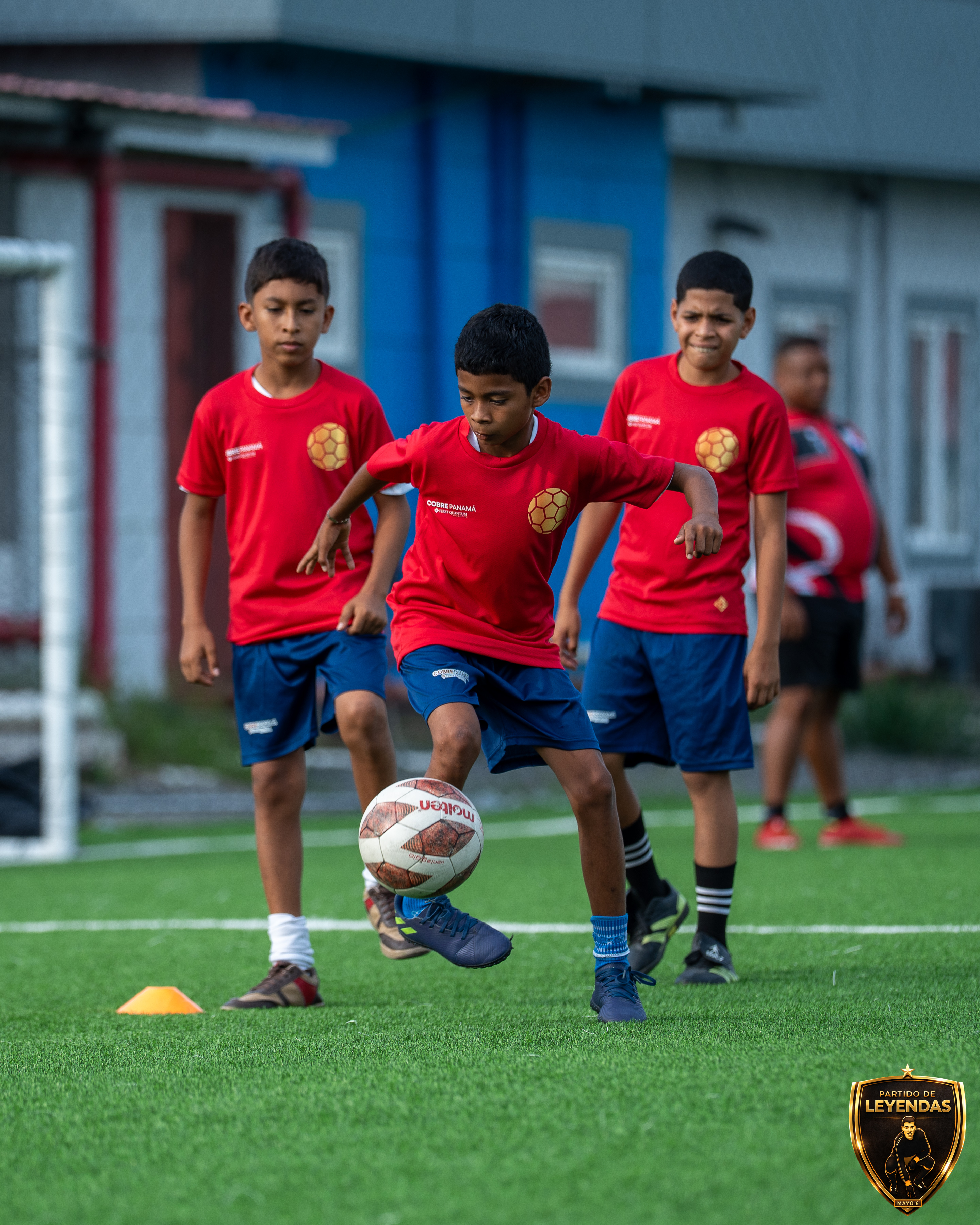PARTIDO DE LEYENDAS 2026 - CLÍNICA DE FÚTBOL — 83